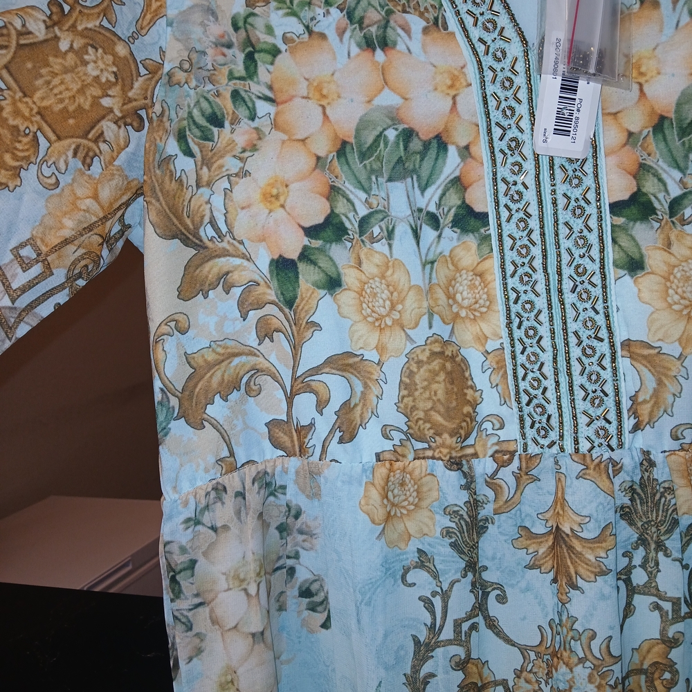 Floral Long Sleeve Dress - Picture 6 of 8